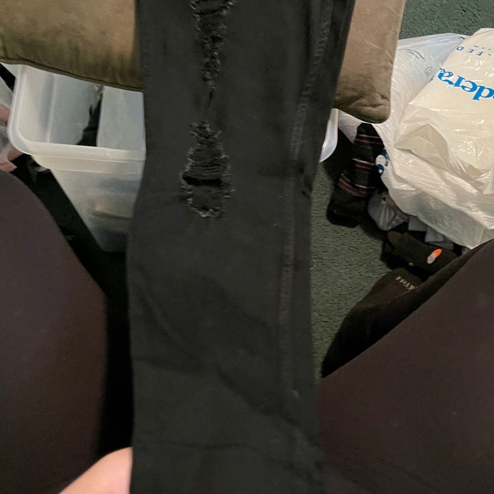 HOLLISTER SIZE 15L RIPPED STYLE - Picture 8 of 12
